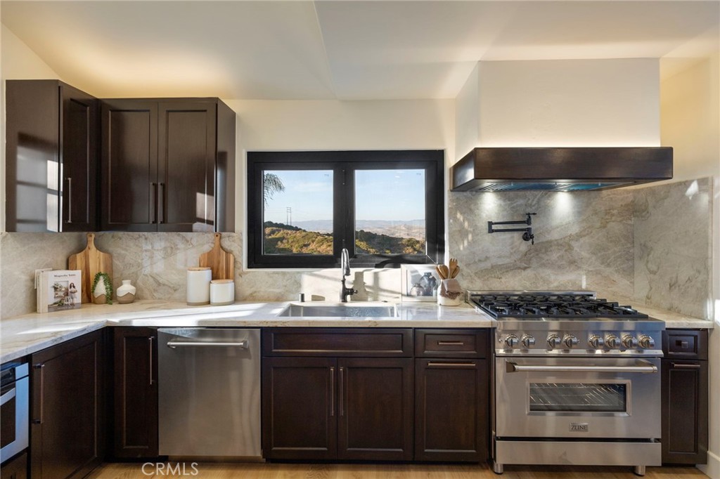 112 Via Zapata, San Clemente CA 92672 - Photo 16