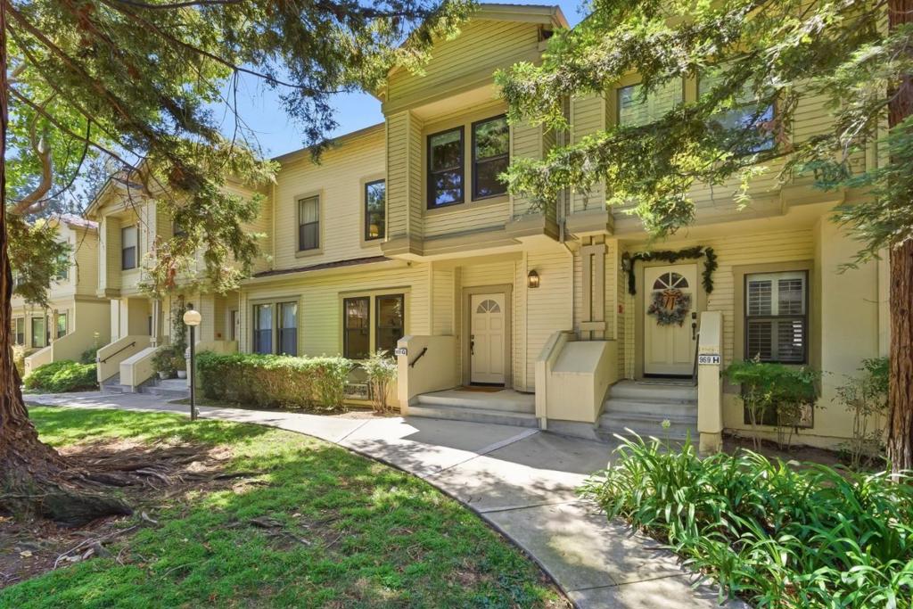 969 La Mesa Terrace G