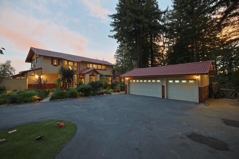 Photo of 23965 Mountain Charlie Road, Los Gatos, CA 95033 (MLS # ML82052505)