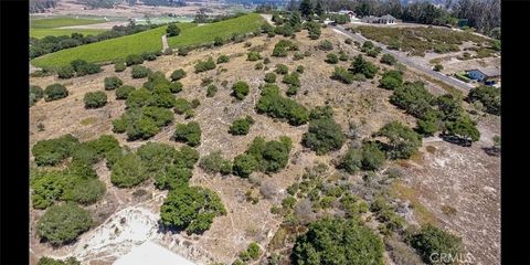 Photo of 1990 Tularosa Road, Lompoc, CA 93436 (MLS # BB25172602) Photo of 1990 Tularosa Road, Lompoc, CA 93436 (MLS # BB25172602)