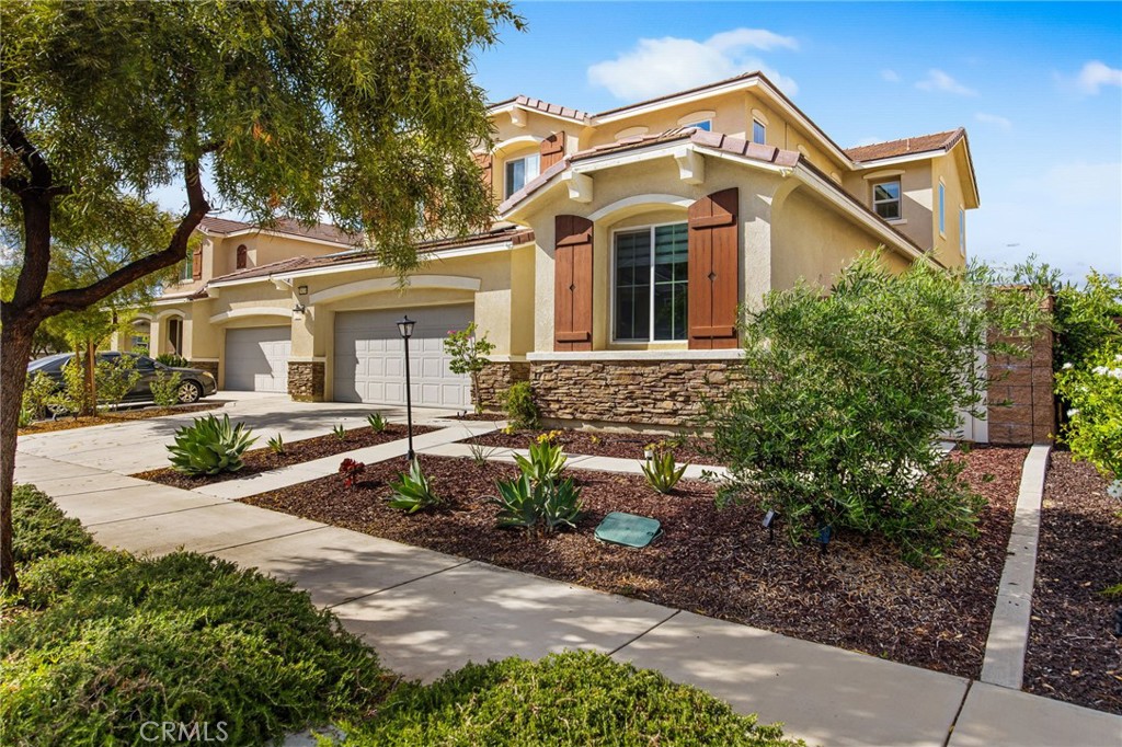 26130 Plumcot Drive