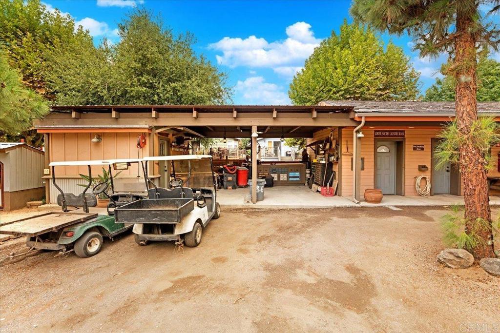 1631 Harbison Canyon Road 24