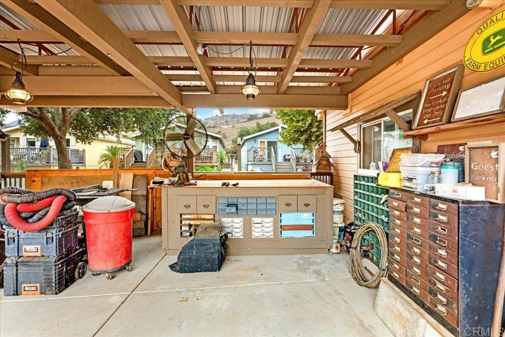 1631 Harbison Canyon Road 24