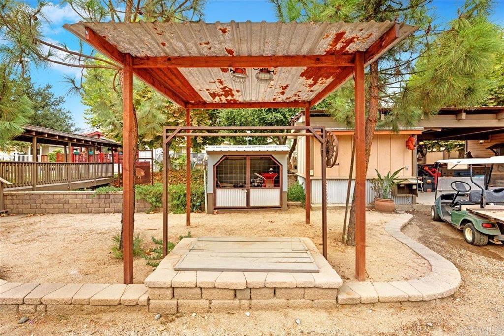 1631 Harbison Canyon Road 24