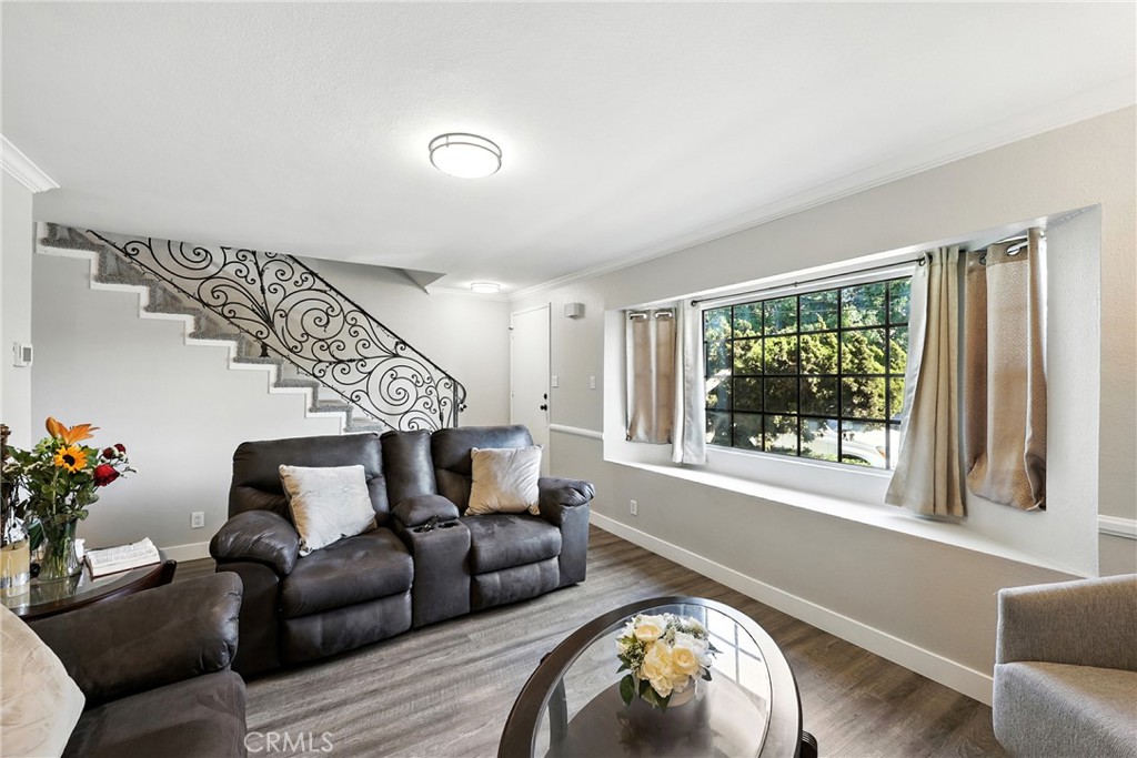405 W Mountain View Avenue 13