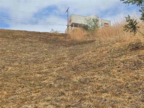 Photo of 2621 Forest Park Drive, El Sereno, CA 90032 (MLS # IN25158276) Photo of 2621 Forest Park Drive, El Sereno, CA 90032 (MLS # IN25158276)