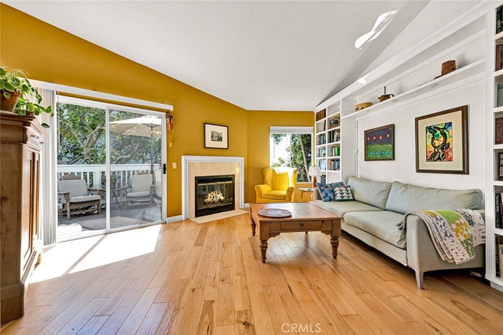 93 Dover Pl Pl