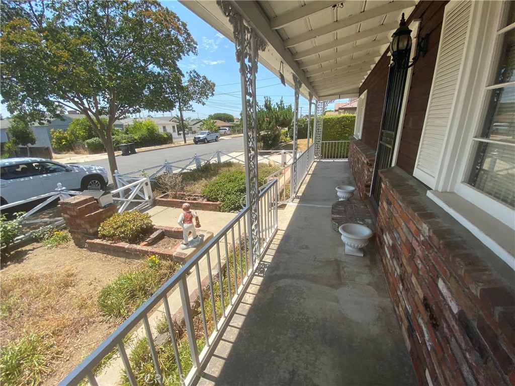 721 Pearl Street