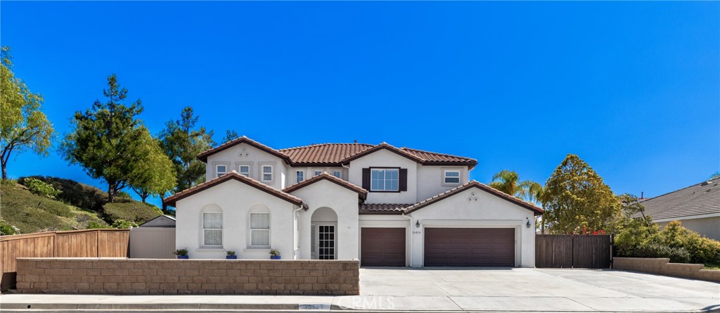 Stunning Pool Home With 4-Car TANDEM Garage, RV, And Boat Parking in the Vintage Reserve Neighborhood!
Welcome To This Gorgeous Pool Home That Boasts Exceptional Curb Appeal. It Features A Spacious 4-Car Tandem Garage Parking, Providing Ample Space For Your RV And Boat. Located At The End Of The Street With No Side Neighbors To The Left, This Home Offers Added Privacy And Seclusion, Creating A Peaceful Setting.
Step Inside To An Open-Concept Floorplan That Features Upgraded Flooring And Ceiling Fans Throughout. The Stylish Kitchen Boasts Sleek Chocolate Brown Cabinetry, A Large Center Island Perfect For Entertaining, And Seamless Flow Into The Cozy Family Room With A Fireplace, A Whole-House Water Softener, And A Quiet Whole-House System.
Upstairs, You’ll Find A Generous Loft Space That’s Ideal For A Media Room, Home Office, Or Play Area. There’s Also A Large Indoor Laundry Room For Added Convenience. The Spacious Primary Suite Includes A His-And-Hers Walk-In Closet And A Beautifully Appointed Bathroom With Dual Sinks And A Walk-In Shower.
Enjoy Low-Maintenance Landscaping In Both The Front And Backyard, And Relax Or Entertain In Your Private Pool Oasis. This Home Is Close To Parks, Schools, Shopping, Dining, And Entertainment, Making It A True Gem.