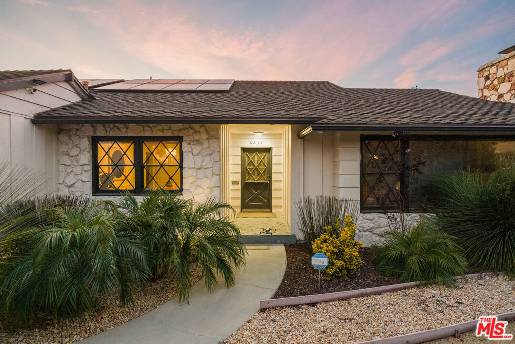 6213 S Corning Avenue