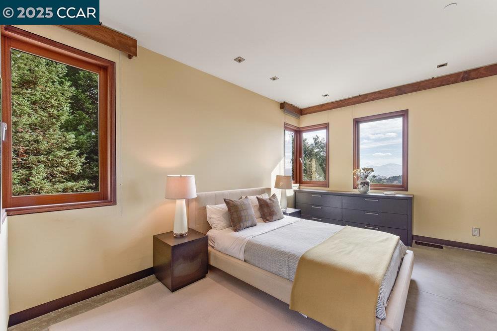 UPPER HAPPY VLY - Residential