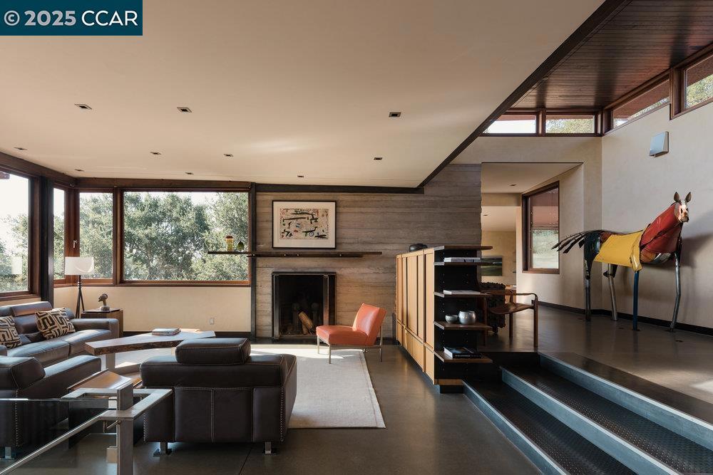 UPPER HAPPY VLY - Residential