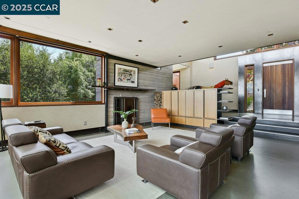 UPPER HAPPY VLY - Residential