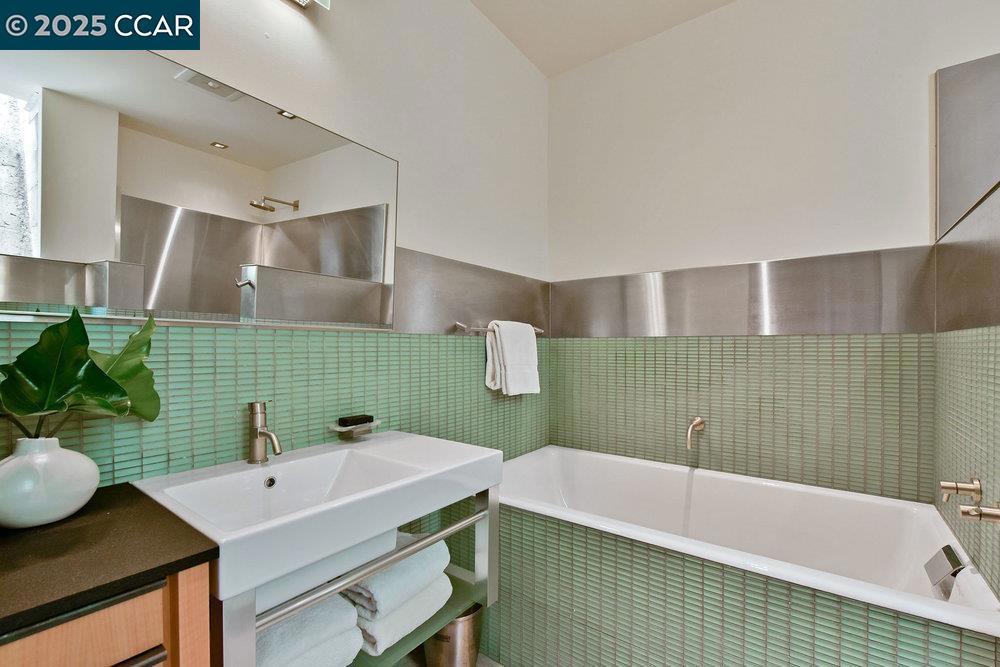 UPPER HAPPY VLY - Residential