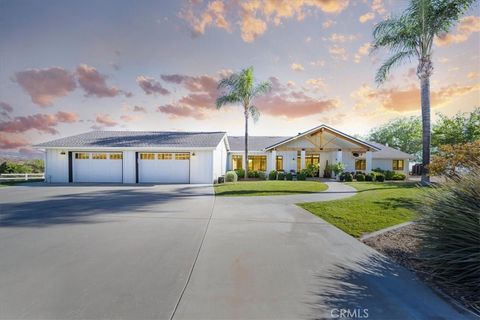 36644 Summitville Street Temecula CA 92592
