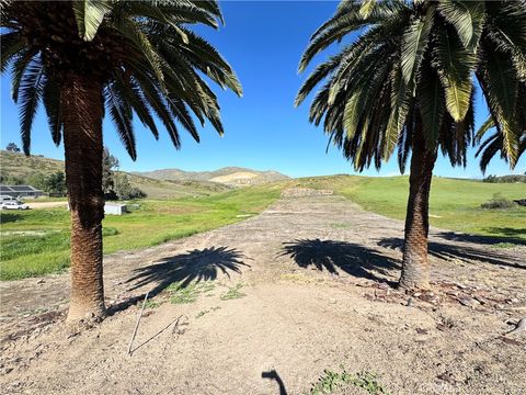 Photo of 0 Vacant Land, Lake Elsinore, CA 92530 (MLS # CV26046945)