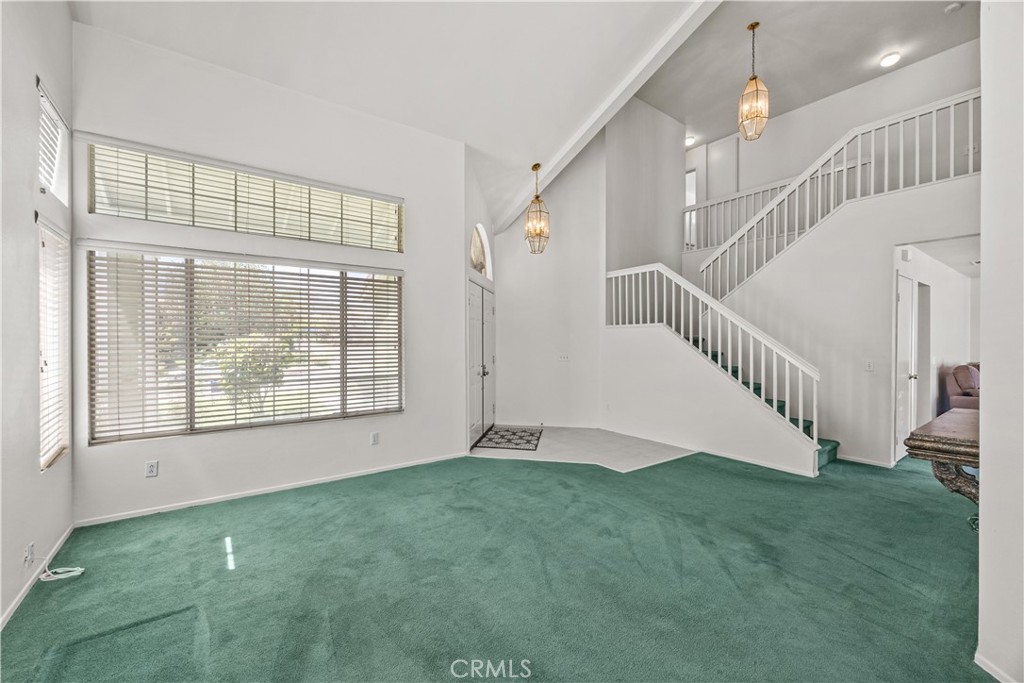3825 Goldenrod