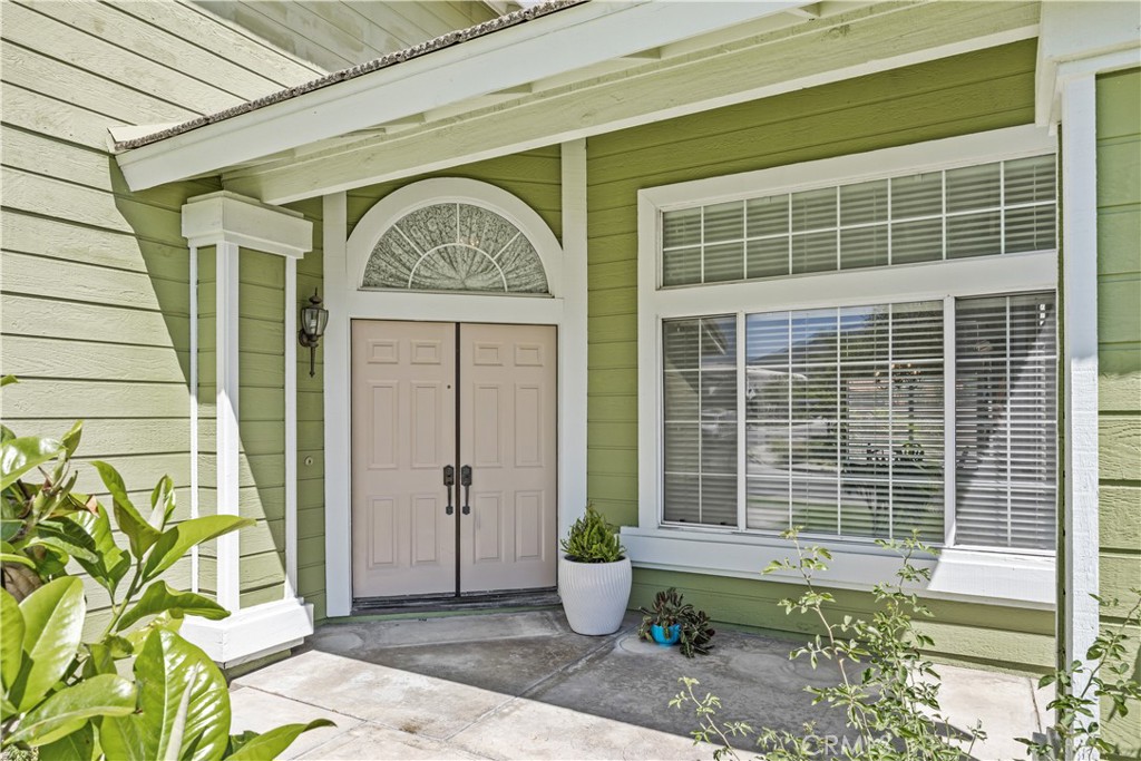 3825 Goldenrod