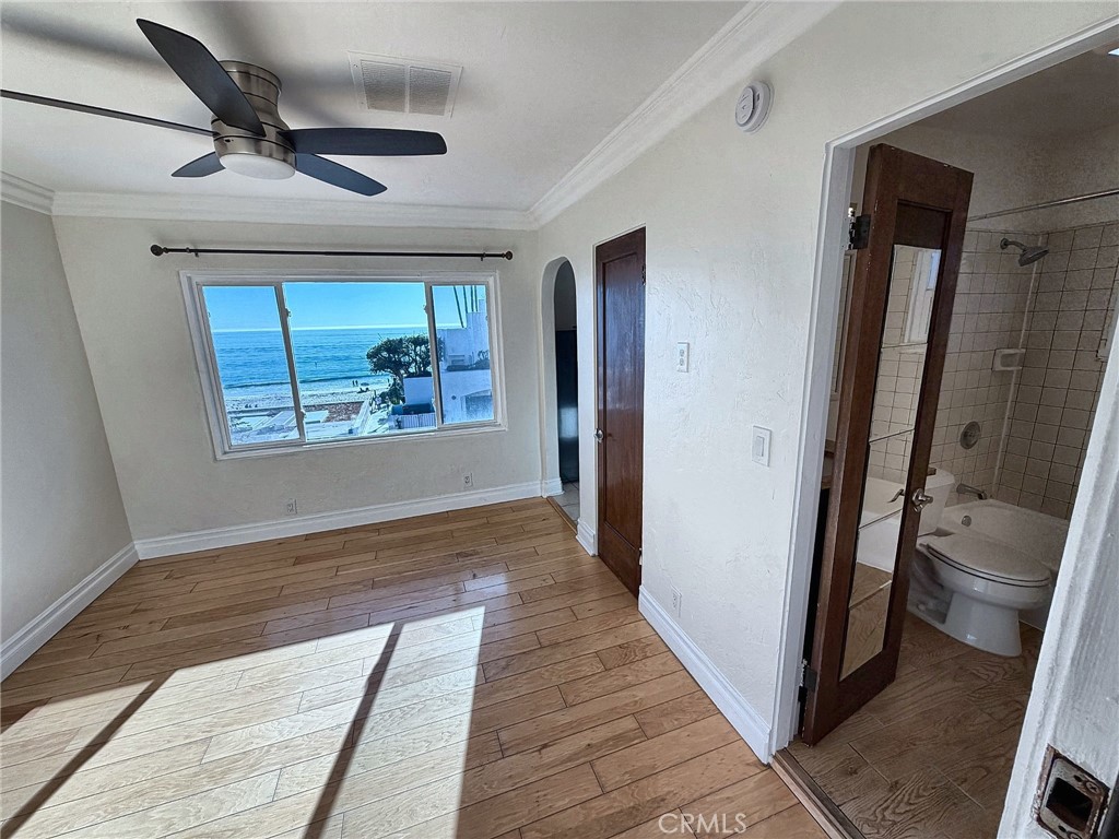 212 N Coast Highway 9