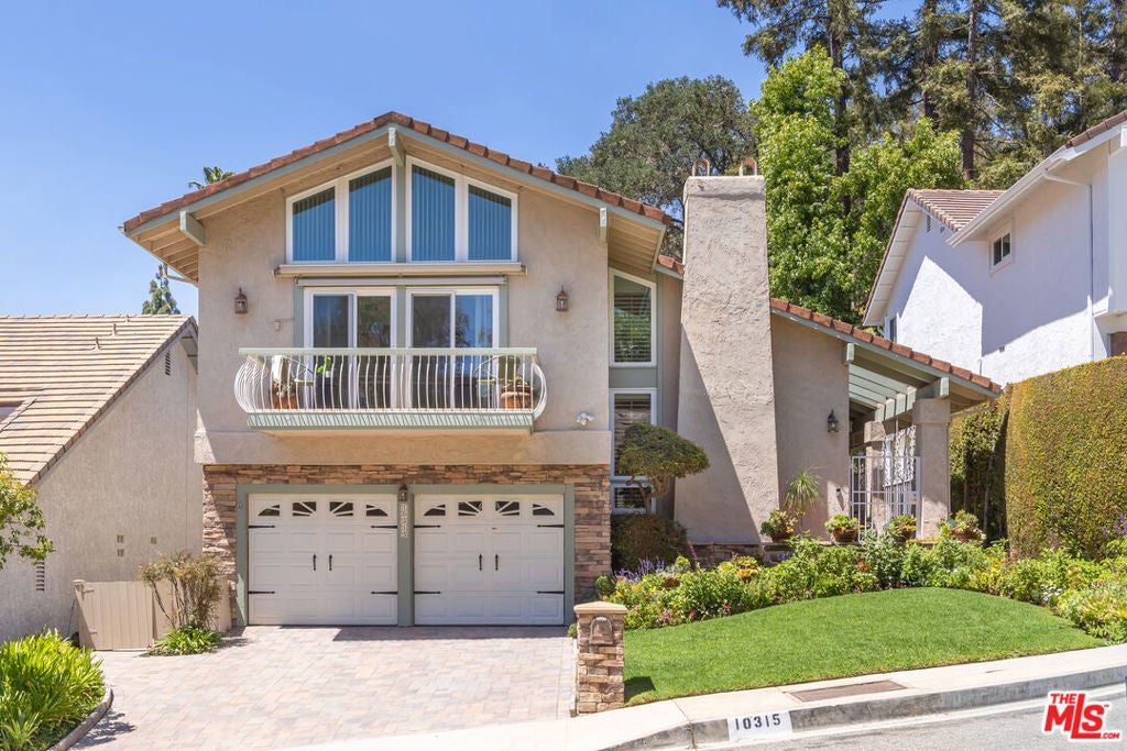 10315 Clusterberry Court, Los Angeles CA 90077
