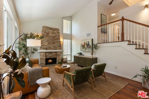 Photo of 10315 Clusterberry Court, Los Angeles, CA 90077 (MLS # 26853075)