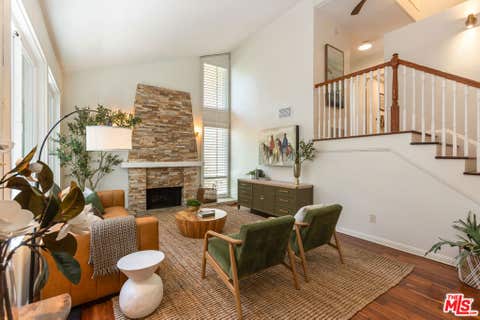 Photo of 10315 Clusterberry Court, Los Angeles, CA 90077 (MLS # 26853075)