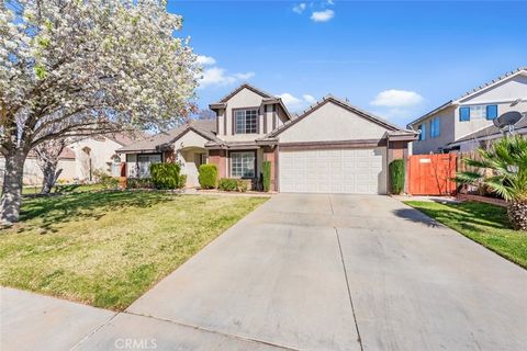 Photo of 37526 Daybreak Street, Palmdale, CA 93550 (MLS # SR26058167)