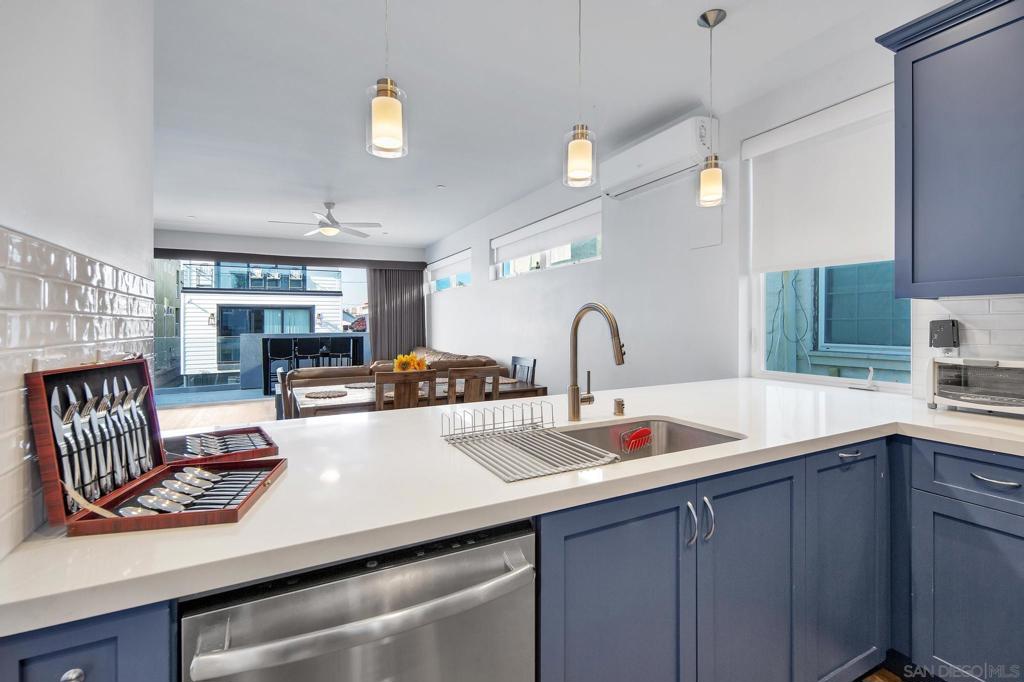 Mission Beach - Residential Income