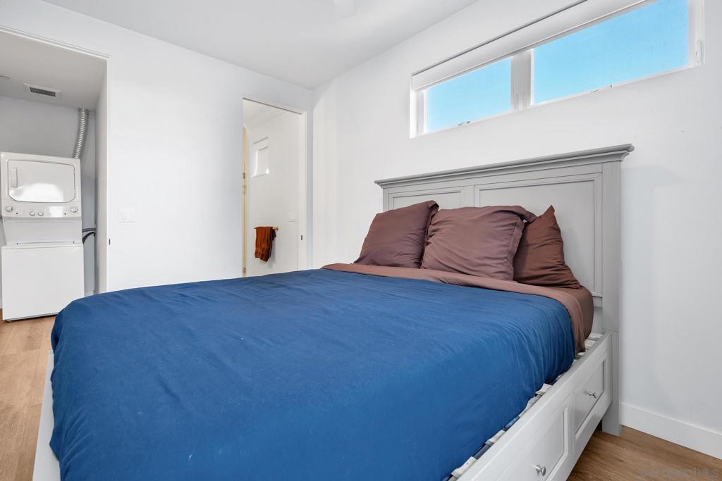 Mission Beach - Residential Income