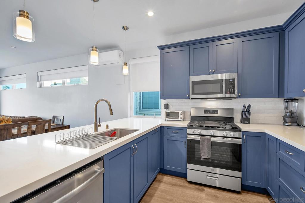 Mission Beach - Residential Income