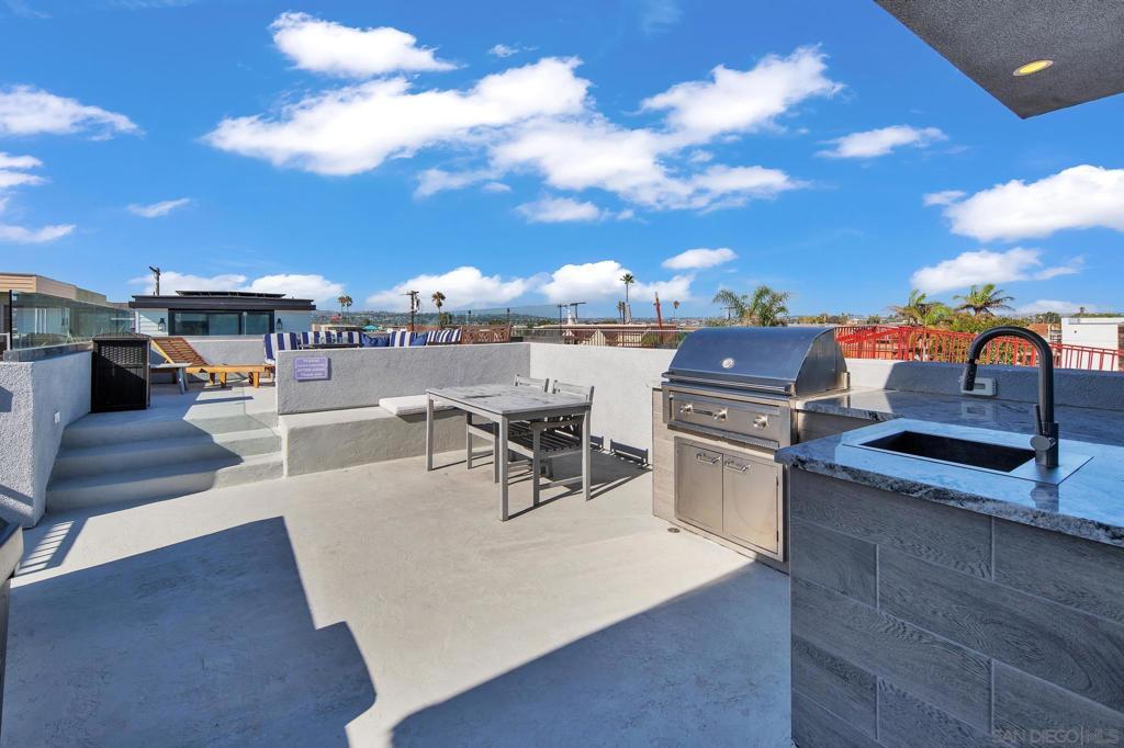 Mission Beach - Residential Income