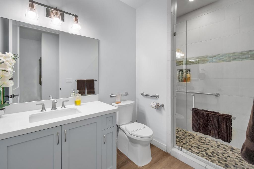 Mission Beach - Residential Income