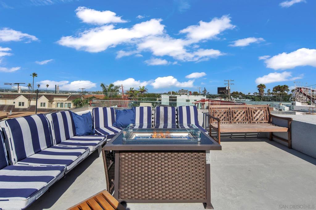 Mission Beach - Residential Income