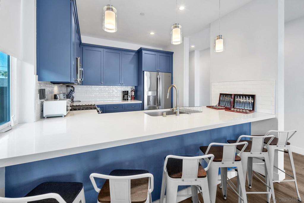 Mission Beach - Residential Income