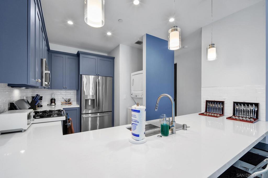 Mission Beach - Residential Income