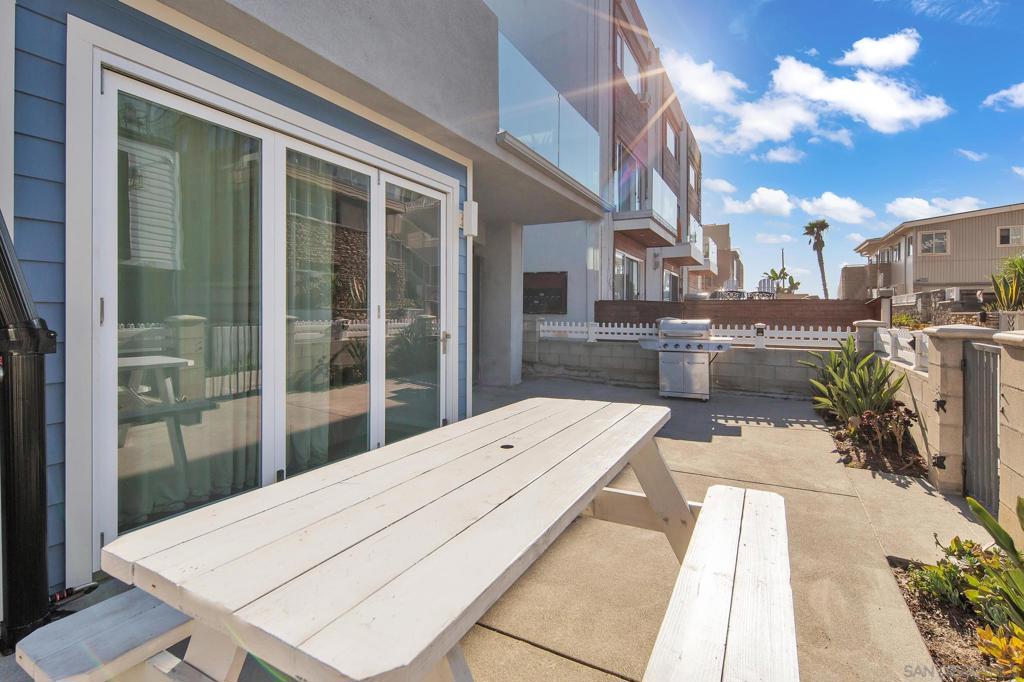 Mission Beach - Residential Income