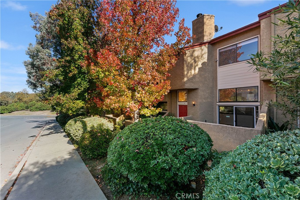 Oakcrest Townhomes (A) (814) - Residential Lease