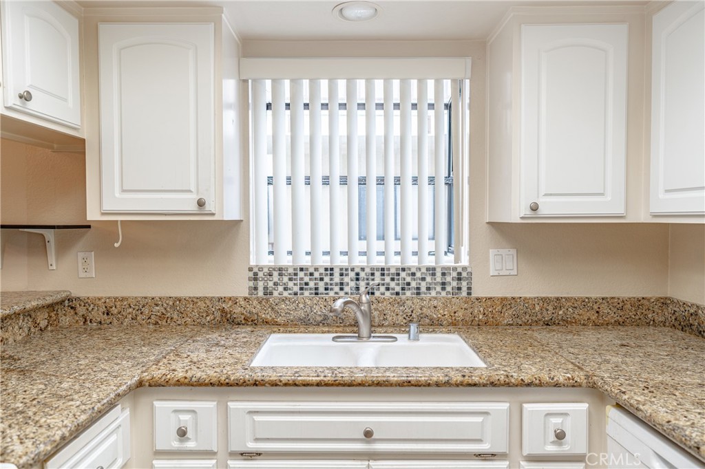 Circle (CA) - Residential