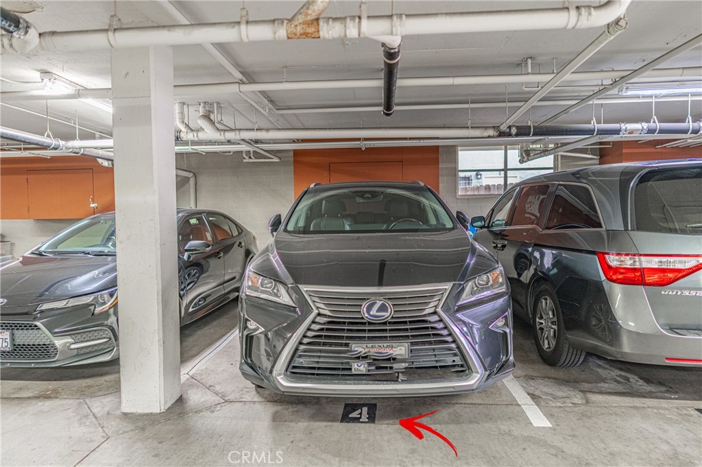 Circle (CA) - Residential