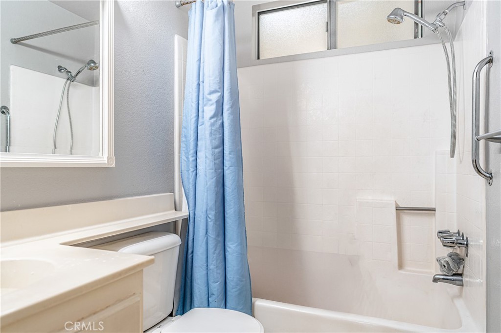 Circle (CA) - Residential