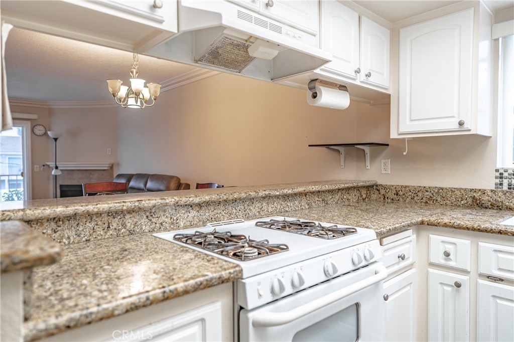 Circle (CA) - Residential