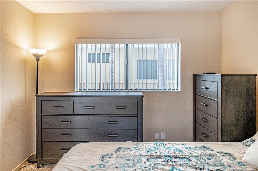 Circle (CA) - Residential