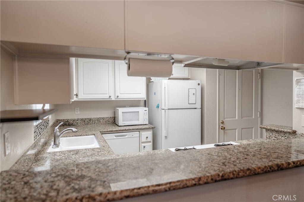 Circle (CA) - Residential