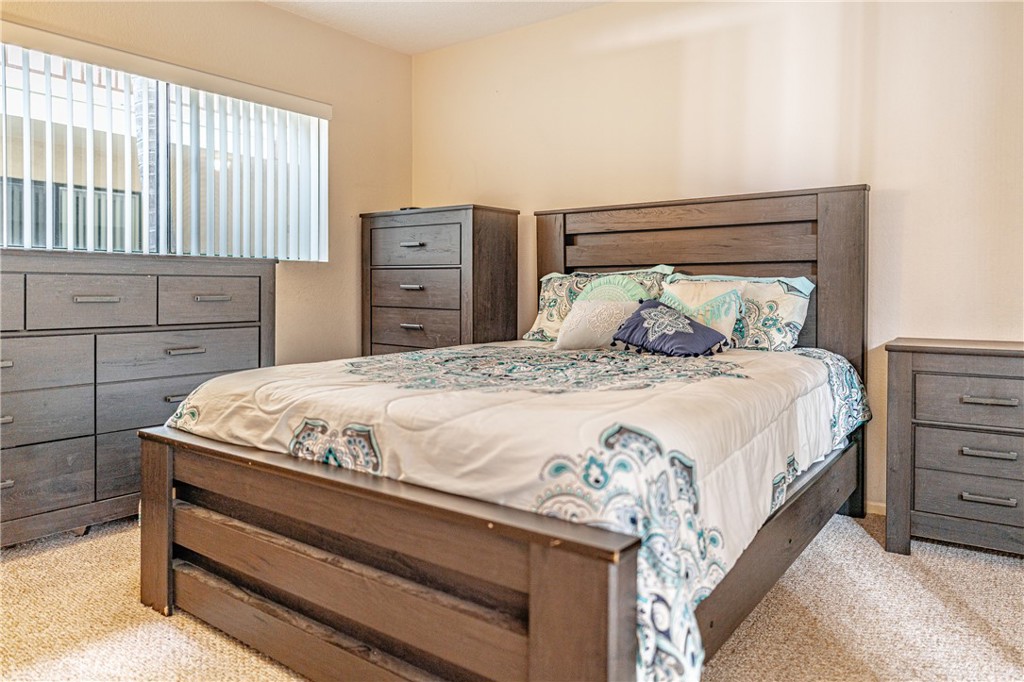 Circle (CA) - Residential