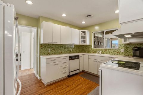 Tiny photo for 77305 Indiana Avenue, Palm Desert, CA 92211 (MLS # 219146772DA)