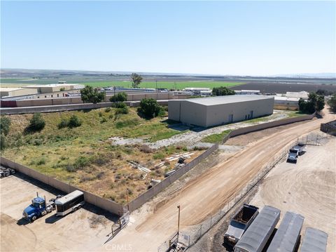 151 Airport King City CA 93930