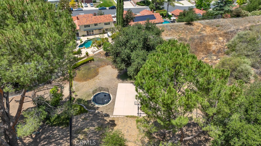 5792 Carell Avenue