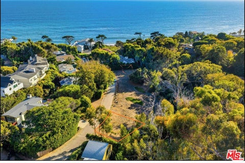 Photo of 31888 Sea Level Drive, Malibu, CA 90265 (MLS # 26998537)