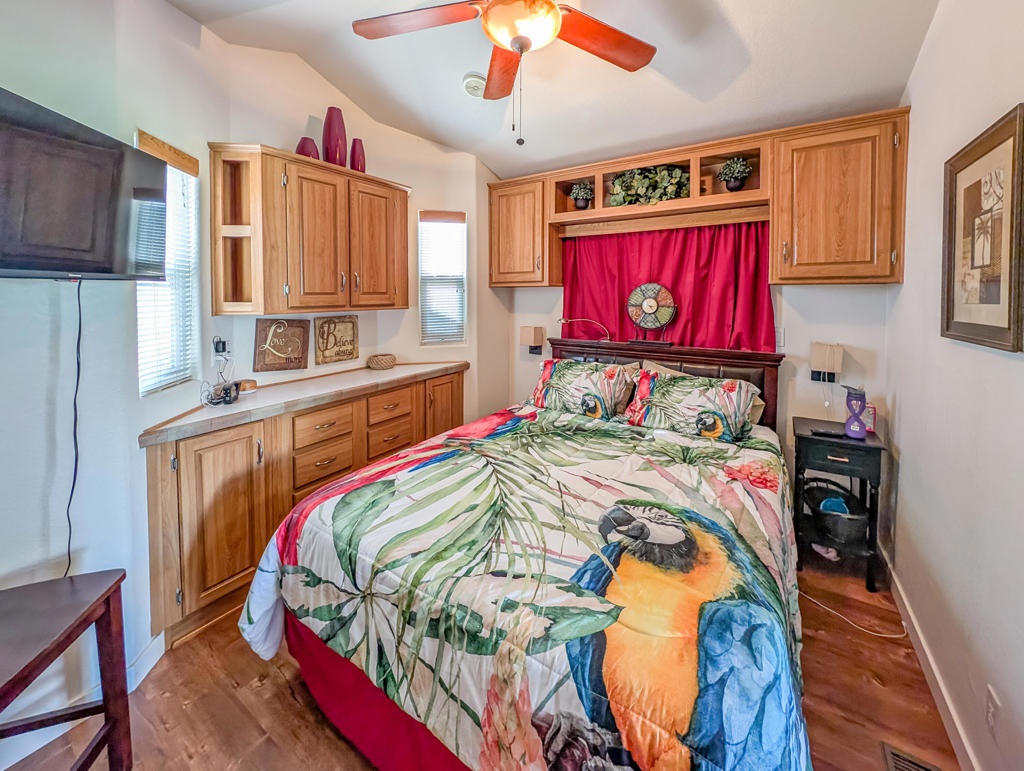 Not Applicable-1 - Manufactured In Park