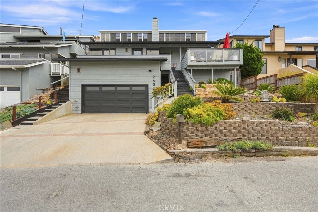 2630 Maple Avenue